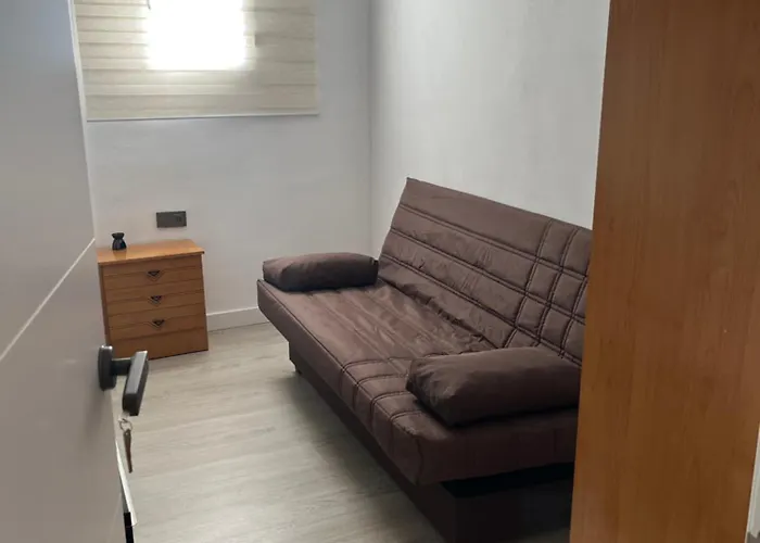 Universidad Piso Artur Ii * Ουρένσε